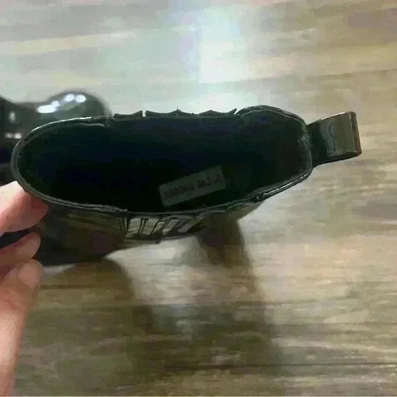 Steve Madden Black Patent Leather Chelsea Boot - Picture 2 of 11